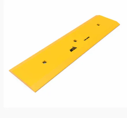 1006668,100-6668 Rakodó középső vágóéle 50 mm